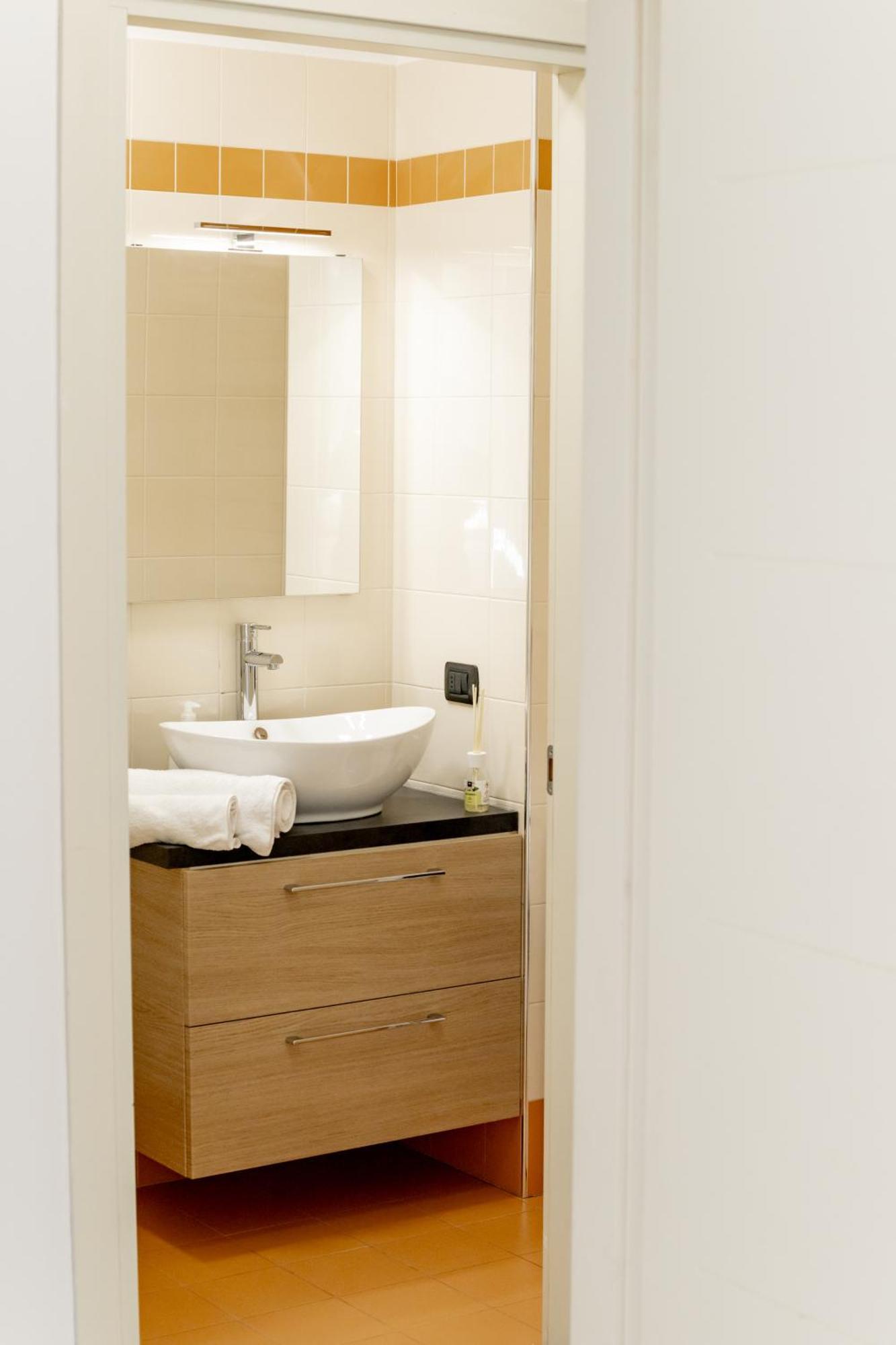 Charming Two Bedroom Apartment Venedig